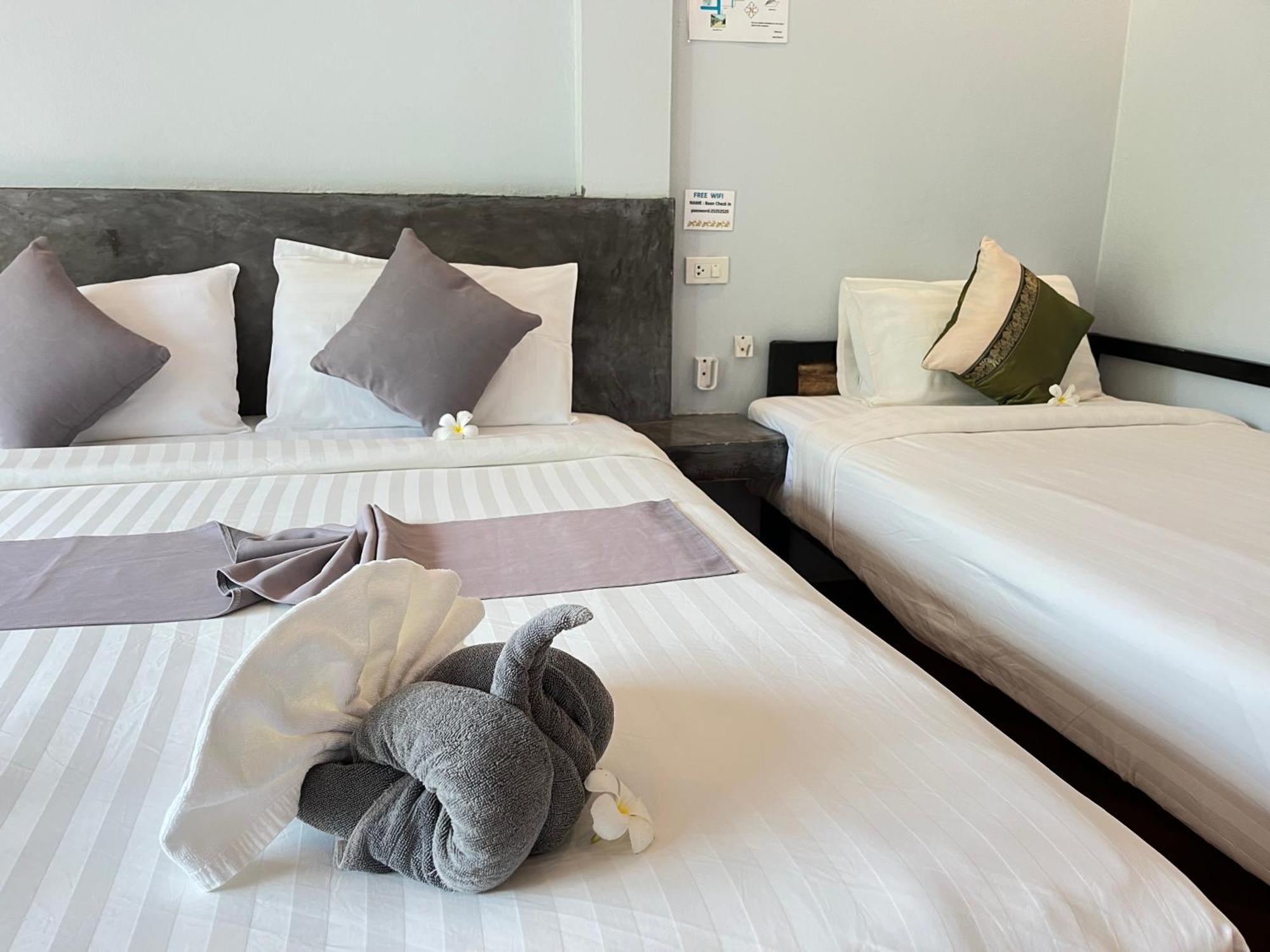 Baan Check In Hotel Ko Lanta Екстериор снимка