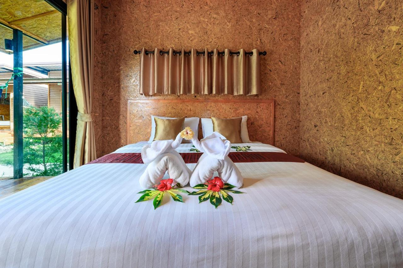 Baan Check In Hotel Ko Lanta Екстериор снимка